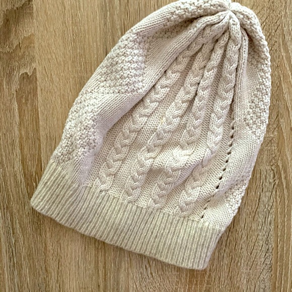 ALLSAINTS Cotton Lamb Wool Angora Knitted Hat One Size - Picture 2 of 4